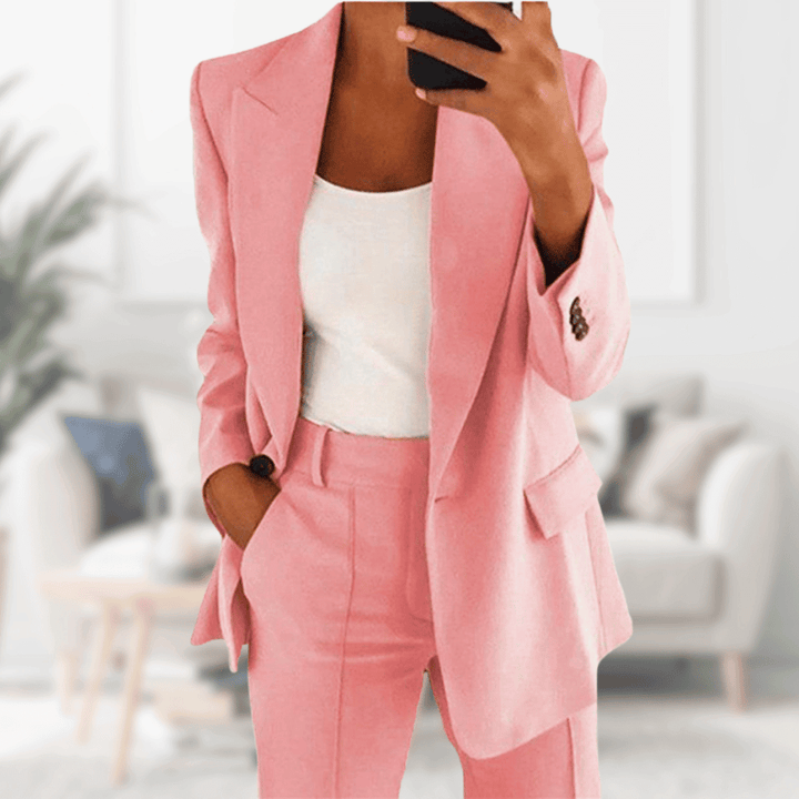 Amarae | The Elegant and High-Quality Suit
