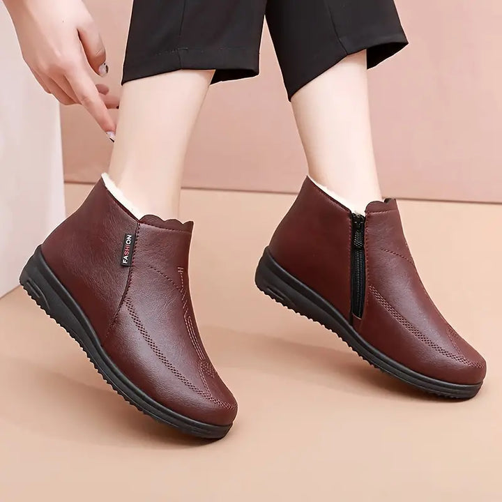 Lune London | Orthopedic women's ankle boots with plush lining