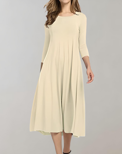 Amarae | A-line dress with 3/4 sleeves and a round neck