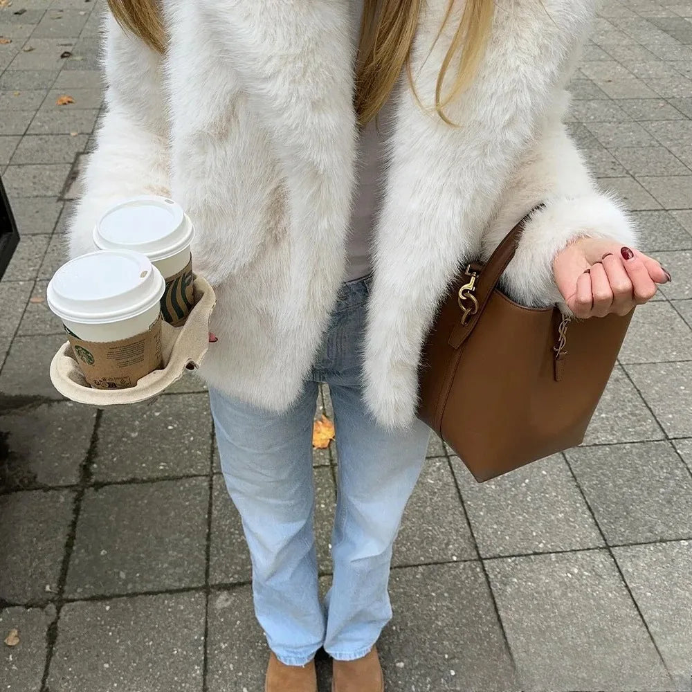 Lune London | Vintage - Women's winter jacket with faux fur and turned-down collar