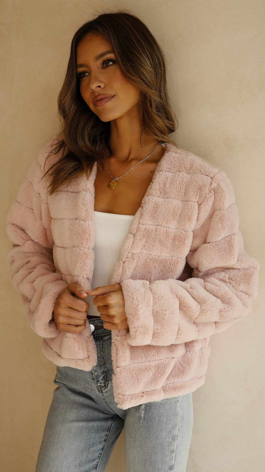 Lune London | Short Jacket - Structured Fit - Quilted Design - Open Front