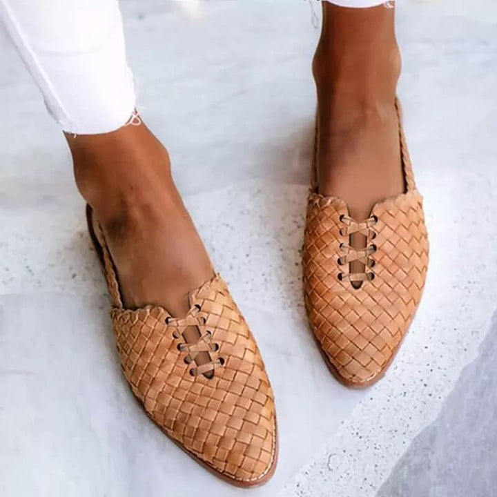 Chic und Stil | Leather Sandals - Luxury Comfort