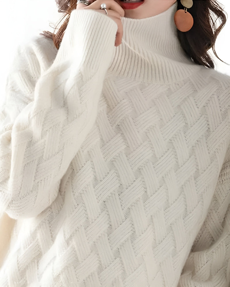 Chic Und Stil | Luxurious Cashmere Turtleneck Sweater for Elegance