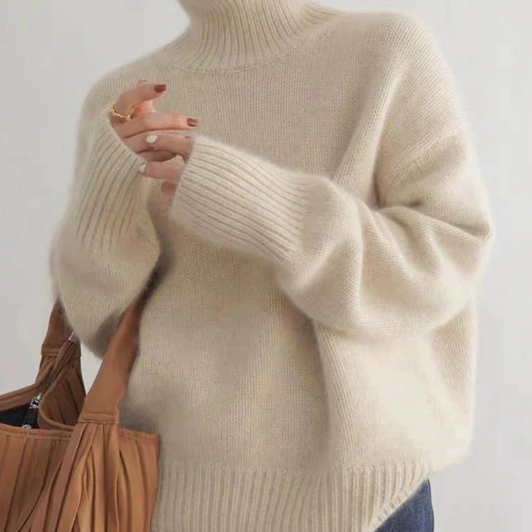 Lune London | Luxurious Cashmere Turtleneck Sweater for Women Amelia