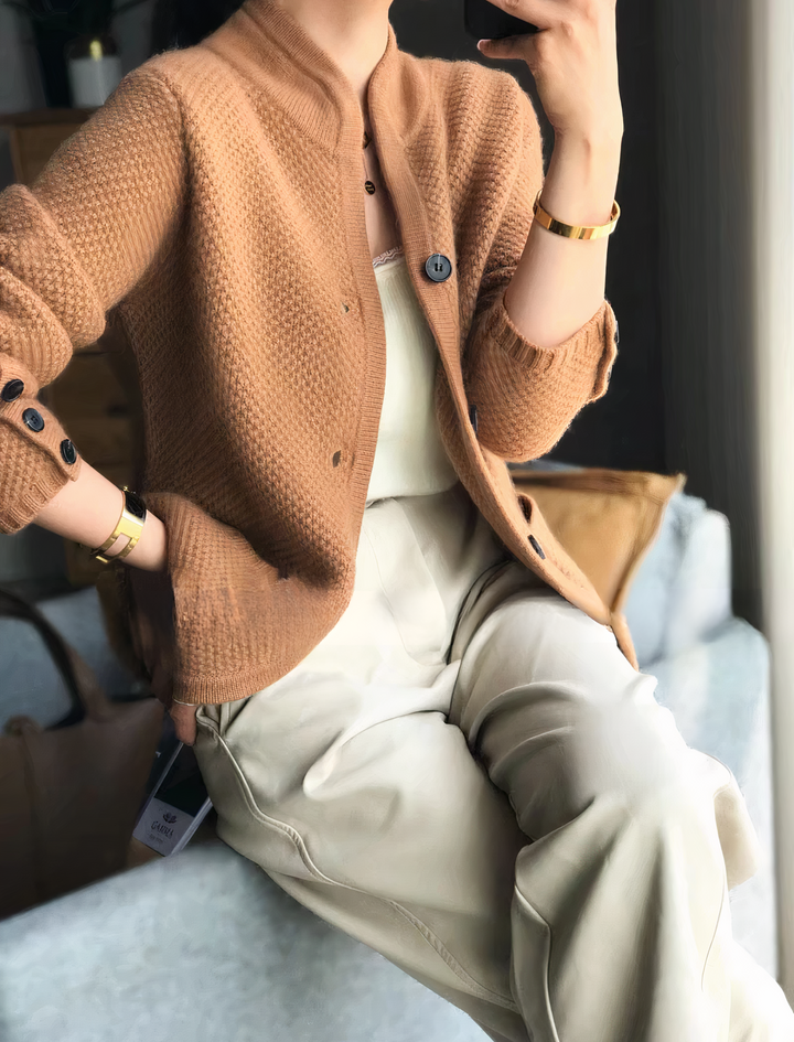 Lune London | More Elegant Cashmere Cardigan with Button Closure for Women