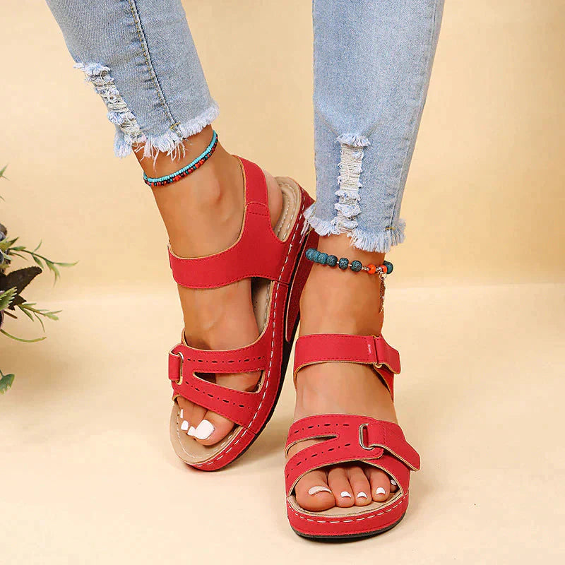 Lune London | Orthopedic Sandals Comfortable Hiking Shoes That You Want to Wear All Day