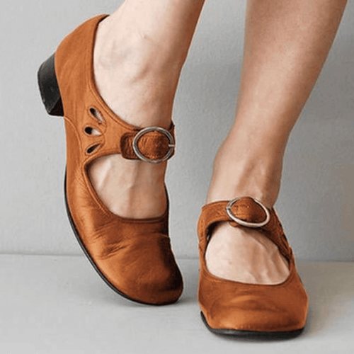 Amarae | The Unique and Comfortable Leather Sandal