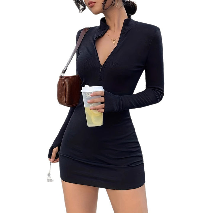 Short dress for women with modern zipper and fitted cut Lune London