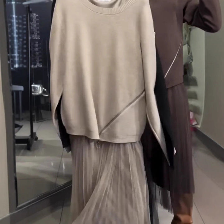 Women's trendy, asymmetrical sweater with draping Chic & Stil