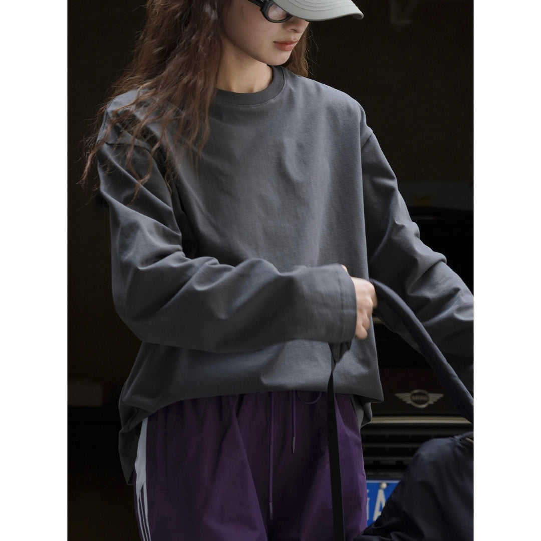 Women's Casual Oversized Sweatshirt with Round Neck and Dropped Shoulder Amarae