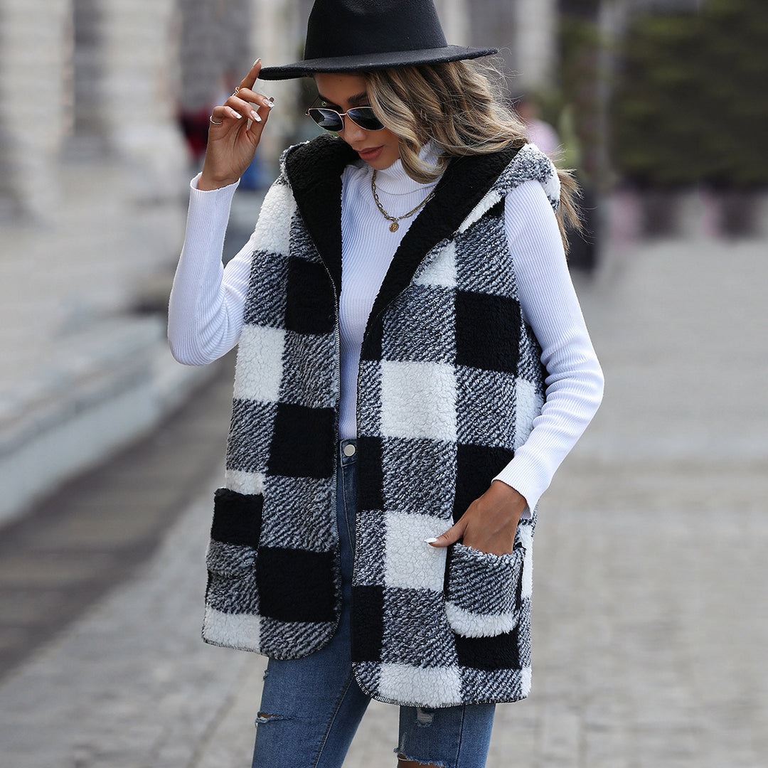 Ladies Checked Plush Jacket with Large Pockets Amarae