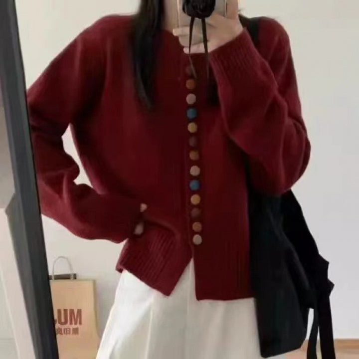 Cardigan femme avec des détails de boutons colorés et un matériau en feutre doux Chic & Stil