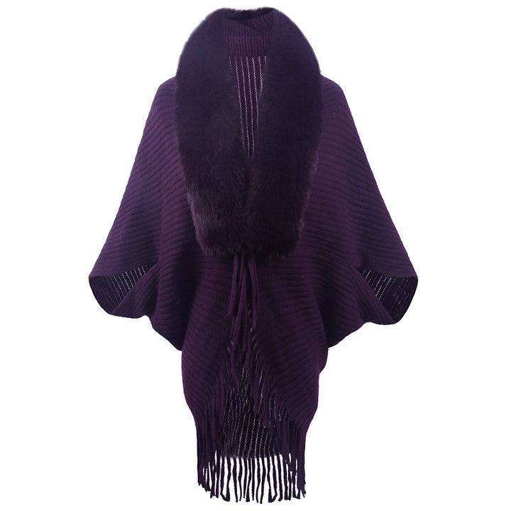 Luxurious knitted poncho for women with elegant faux fur collar and fringes Lune London