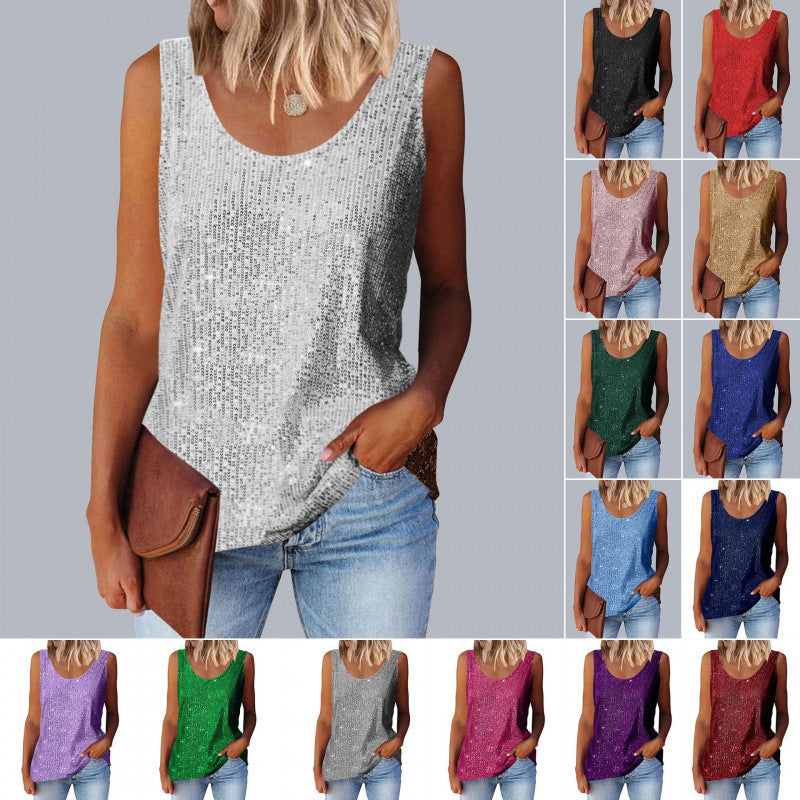 Ladies shimmering top with glistening fabric and figure-friendly cut Lune London