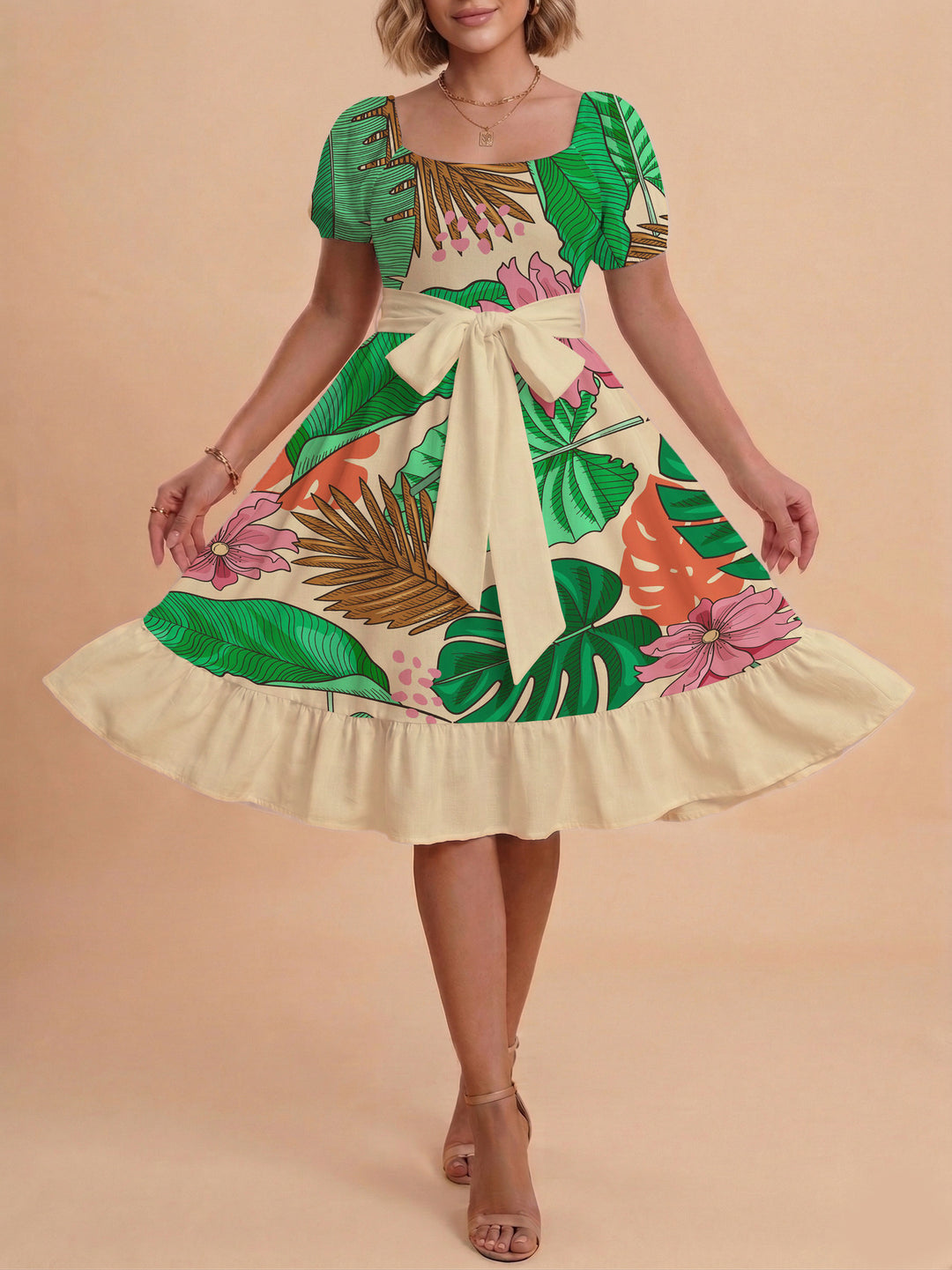 Women's dress with tailored fit and playful floral pattern Lune London