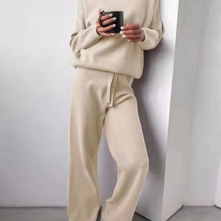 Cozy knit lounge set for women with wide pants and elegant round neck Lune London