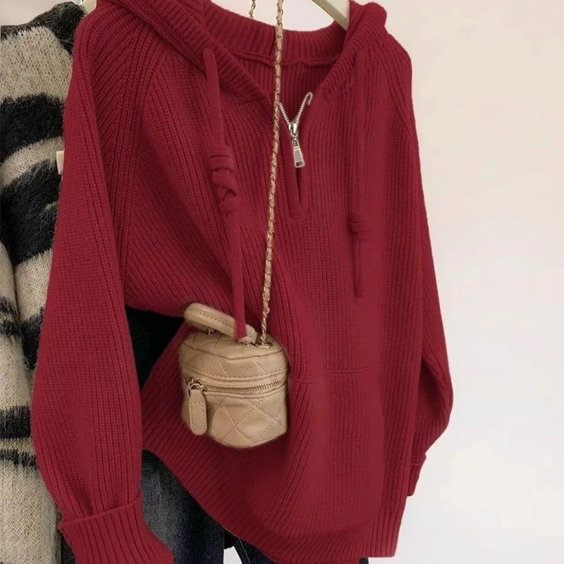 Casual women's hoodie with structured rib design and sensual zipper Lune London