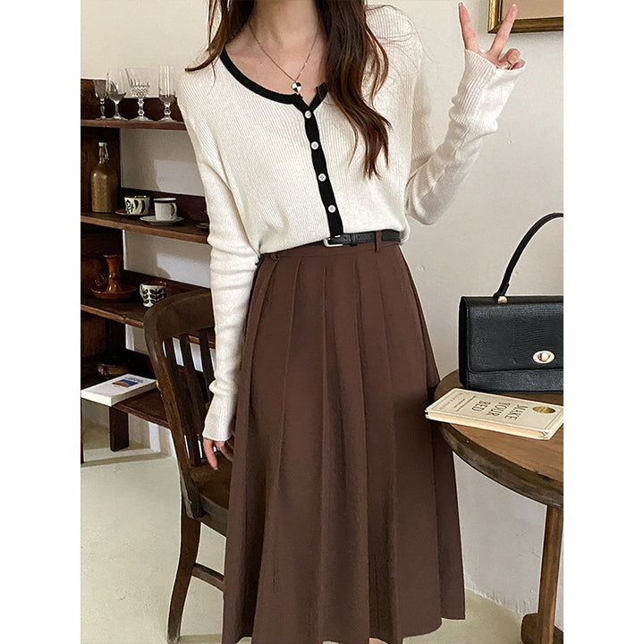 Women's Long Sleeve Ribbed Knit Sweater with Button Placket Chic & Stil
