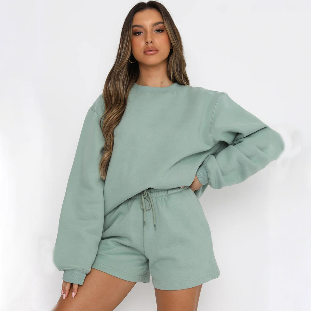 Casual oversized sweatshirt and shorts set for women Lune London