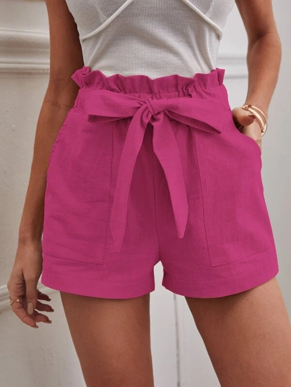 Fitted women's shorts with tie and practical pockets Lune London