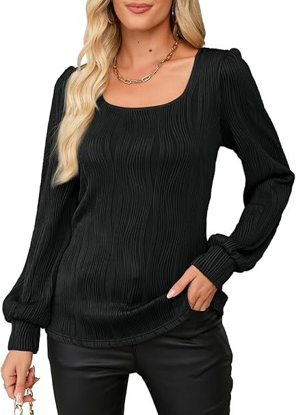 Trendy woman, striped blouse top Lune London