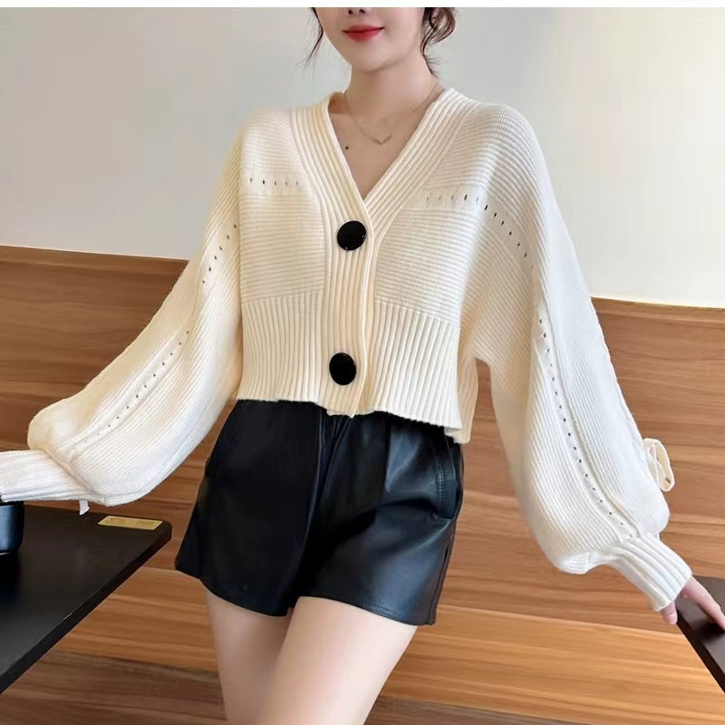 Ladies comfortable cardigan Lune London
