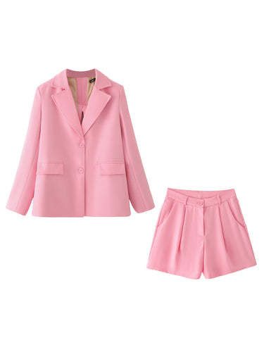 Women's blazer-short set with an elegant cut and practical pockets Amarae