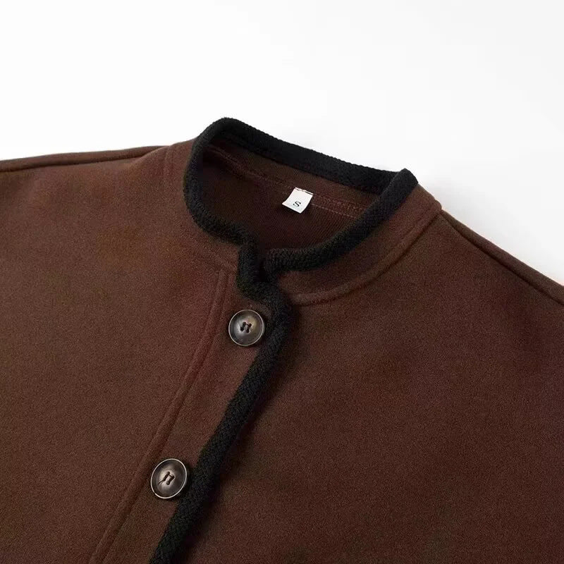 Cropped transitional jacket for women with elegant buttons and practical pockets Lune London