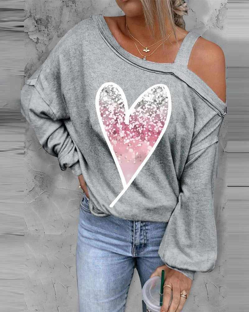 Oversized sweatshirt for women with glitter heart print and casual cut Lune London