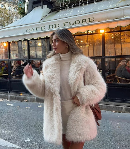 Women’s Luxury Faux Fur Jacket mit Elegant Fit & Warm Comfort | Amarae