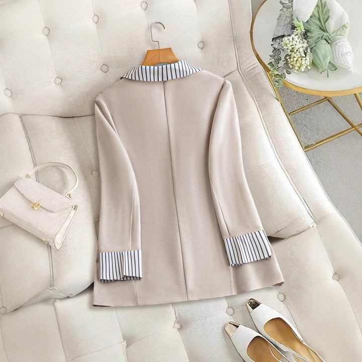Elegant blazer jacket for women with a relaxed fit Lune London
