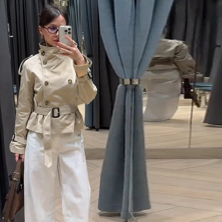 Ladies elegant short trench coat with double-breasted and belt Lune London