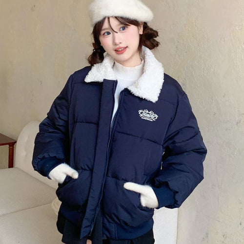 Women's padded winter jacket with cozy collar and practical pockets