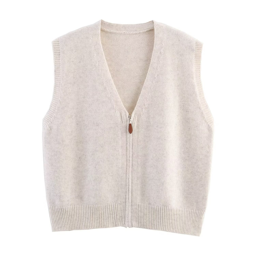 Women's knitted vest with full-length zipper and V-neck Amarae
