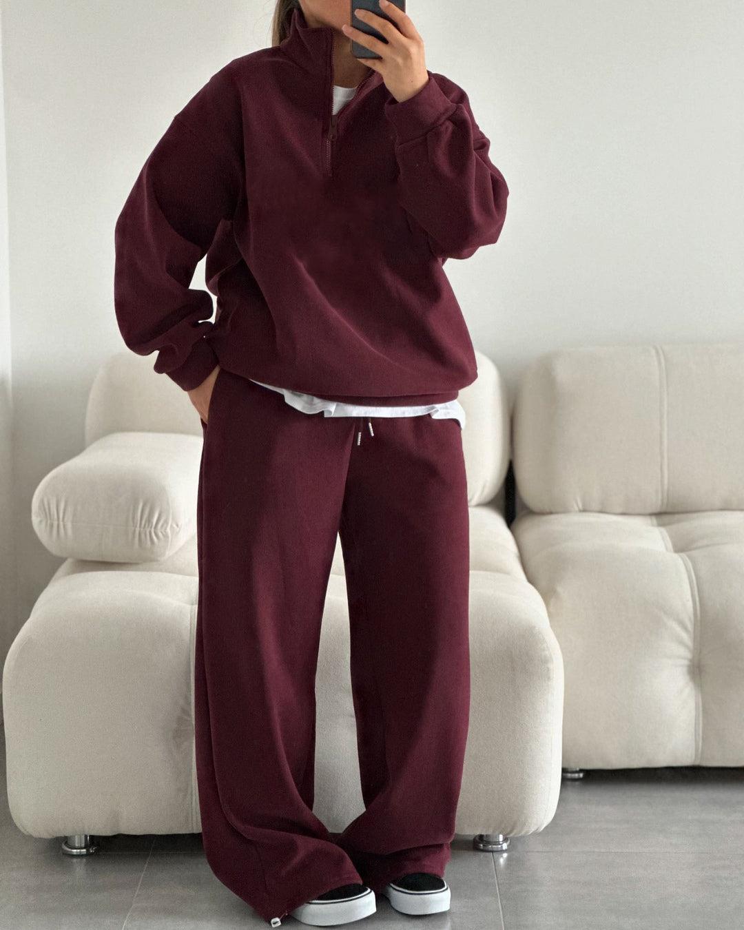 Ladies soft sweatshirt with high collar and relaxed fit Lune London