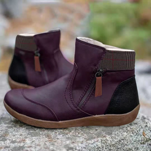 Comfortable women's boots with trendy zipper and ergonomic sole Amarae