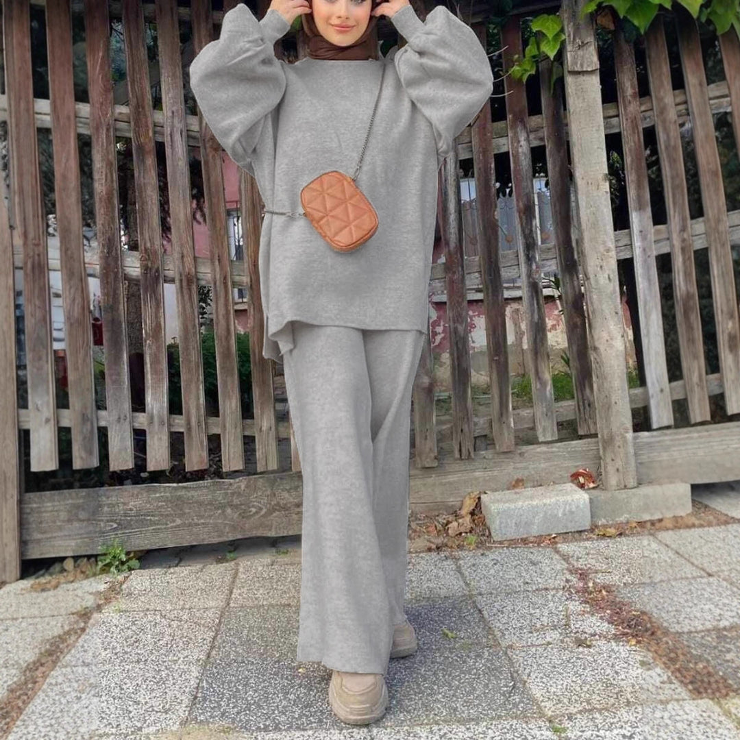 Ensemble femme composé d'un haut ample et de pantalons confortables Chic & Stil