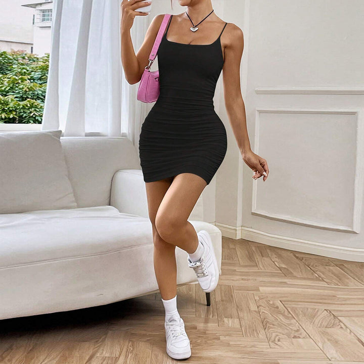 Robe mini femme avec design drapé individuellement et chic sportif Chic & Stil