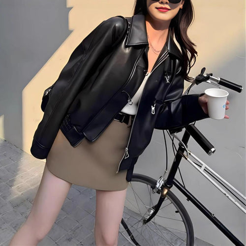 Veste en cuir synthétique tendance pour femmes avec revers classiques Chic & Stil
