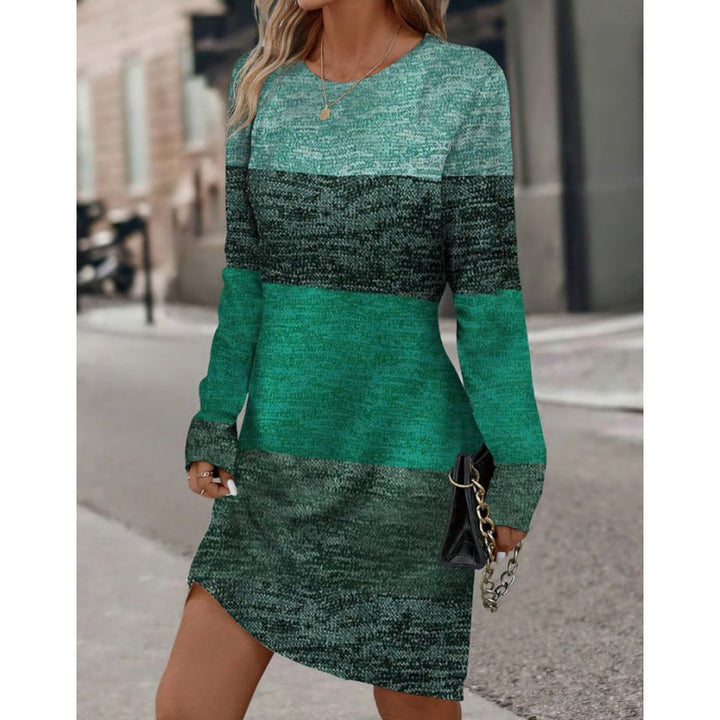 Women's Knit Dress with Fashionable Structured Pattern and Casual Cut Lune London