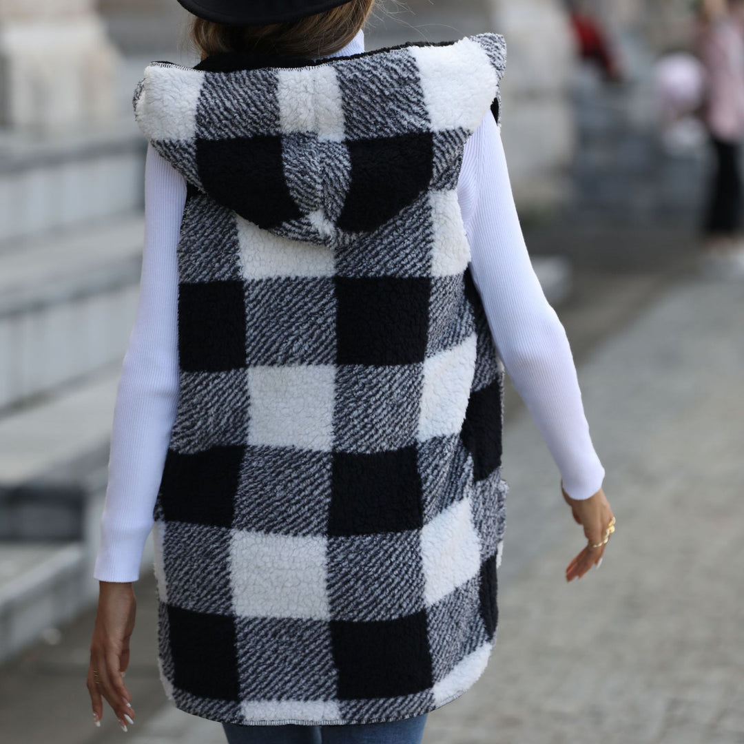 Ladies Checked Plush Jacket with Large Pockets Amarae