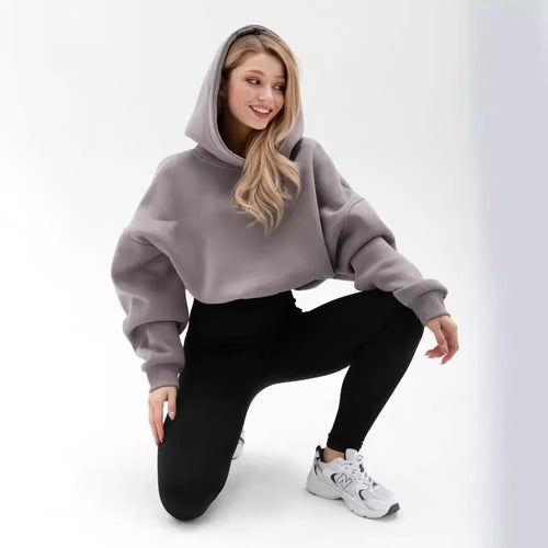 Ladies Fashion Cropped Sweatshirt with a Loose Fit Amarae