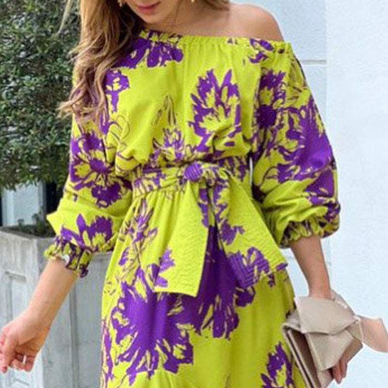 Robe maxi élégante pour femme avec design dénudé des épaules et détails volants Chic & Stil