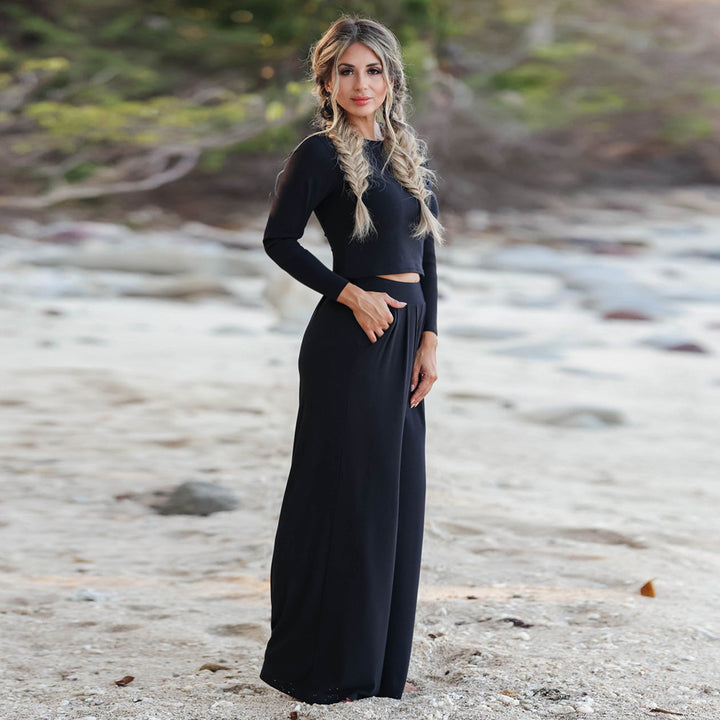 Women's Casual Wide Leg Jumpsuit with Long Sleeves and Convenient Pockets Lune London