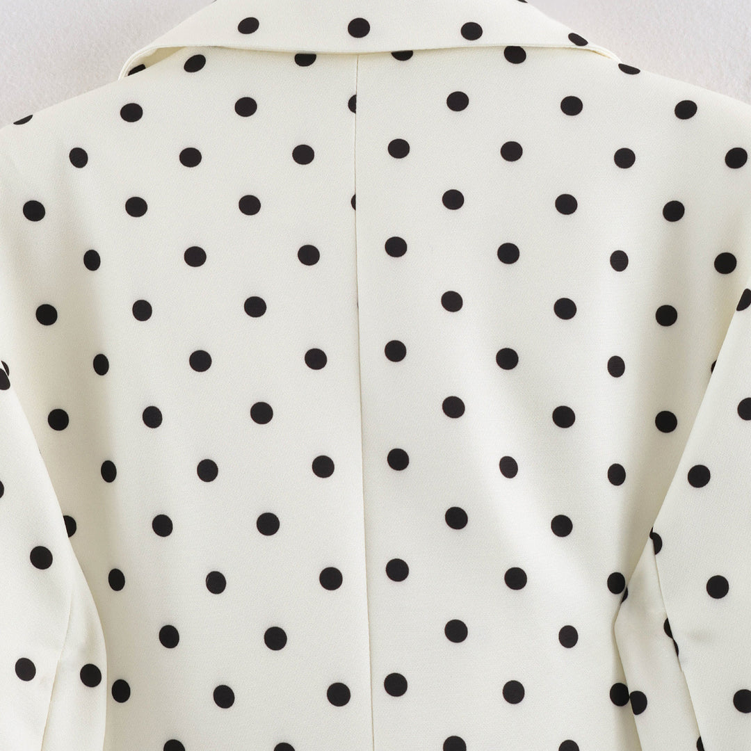 Women's short blazer with polka dot pattern, tailored cut and lapel collar Amarae