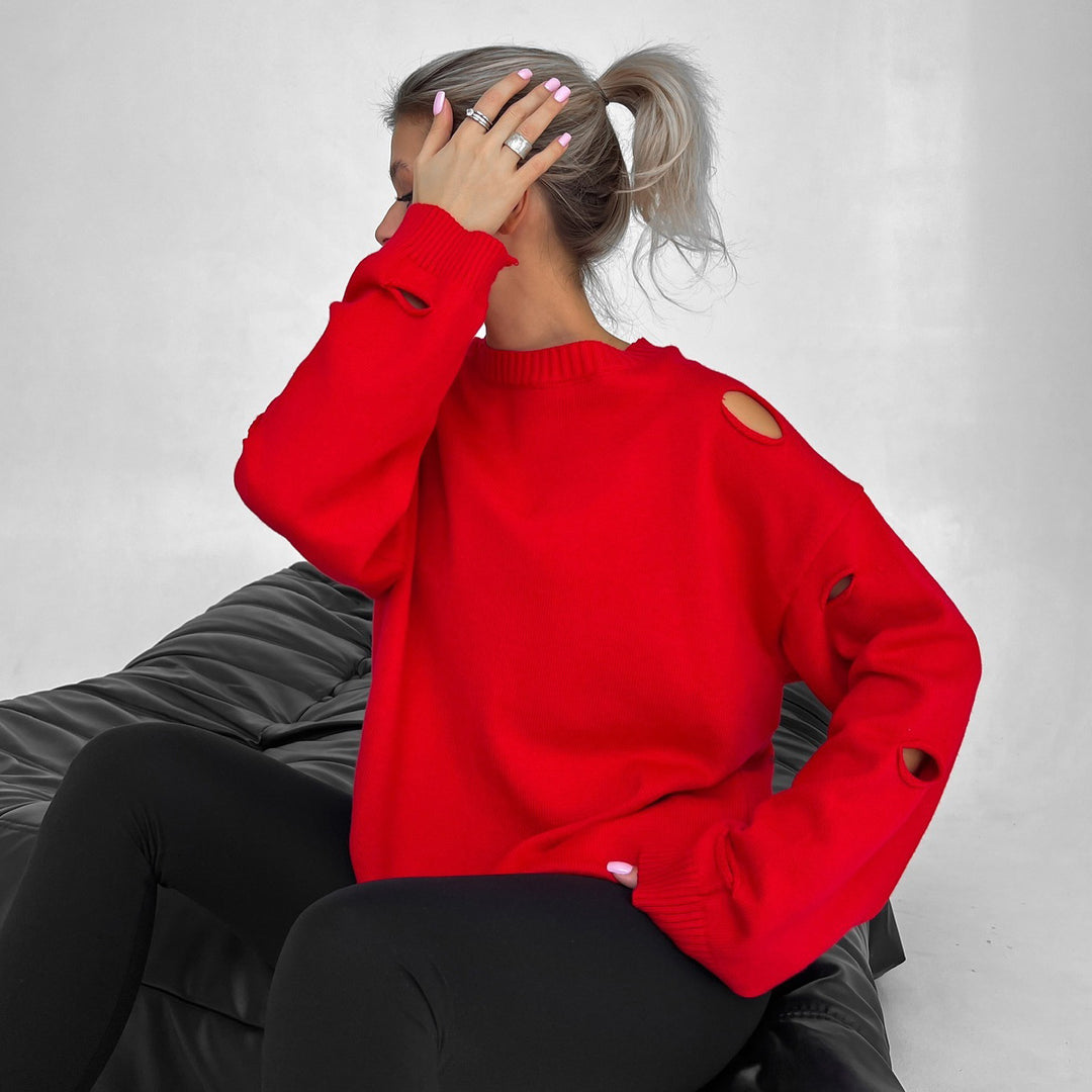 Oversized sweatshirt for ladies with stylish distressed details and a loose fit Lune London