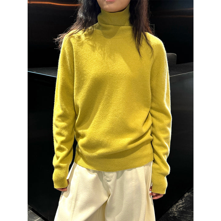 Women's Fine Cashmere-Style Rollneck Sweater with Relaxed Fit and Ribbed Cuffs Amarae