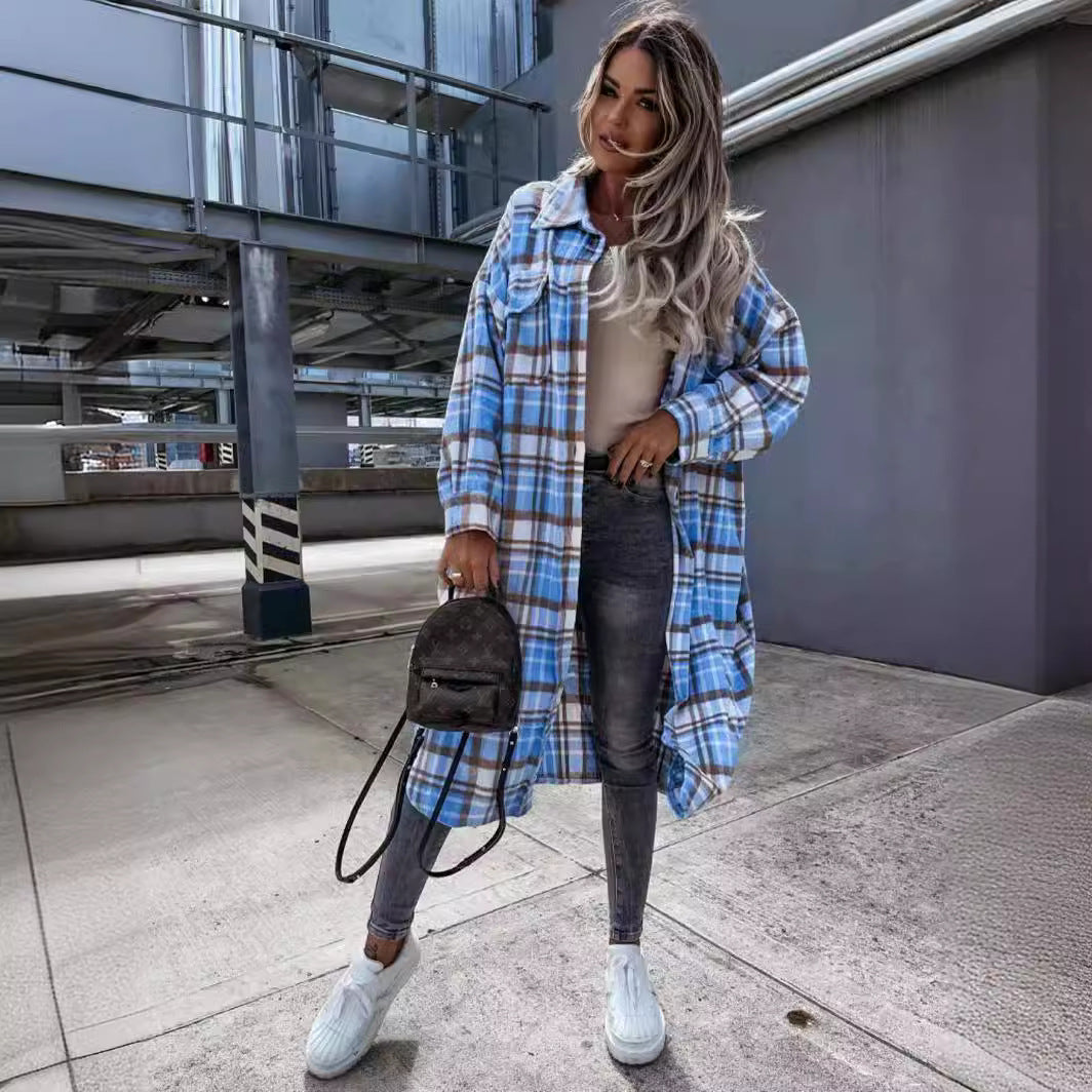Oversized checkered jacket for women in a casual chic style