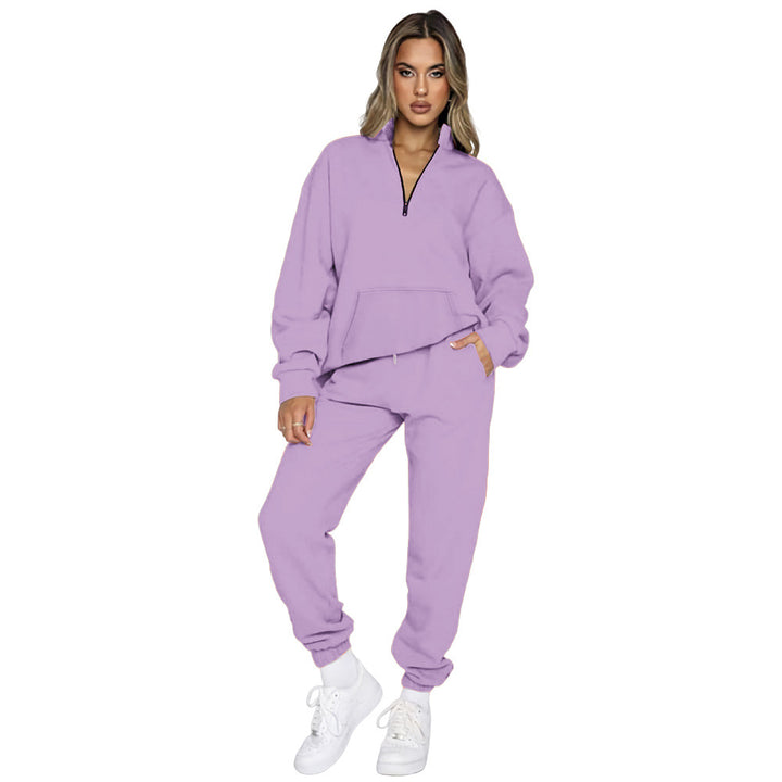 Women's sports set with high collar and pockets Lune London