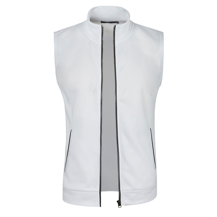 Functional sports jacket for men with breathable inserts and practical pockets Lune London